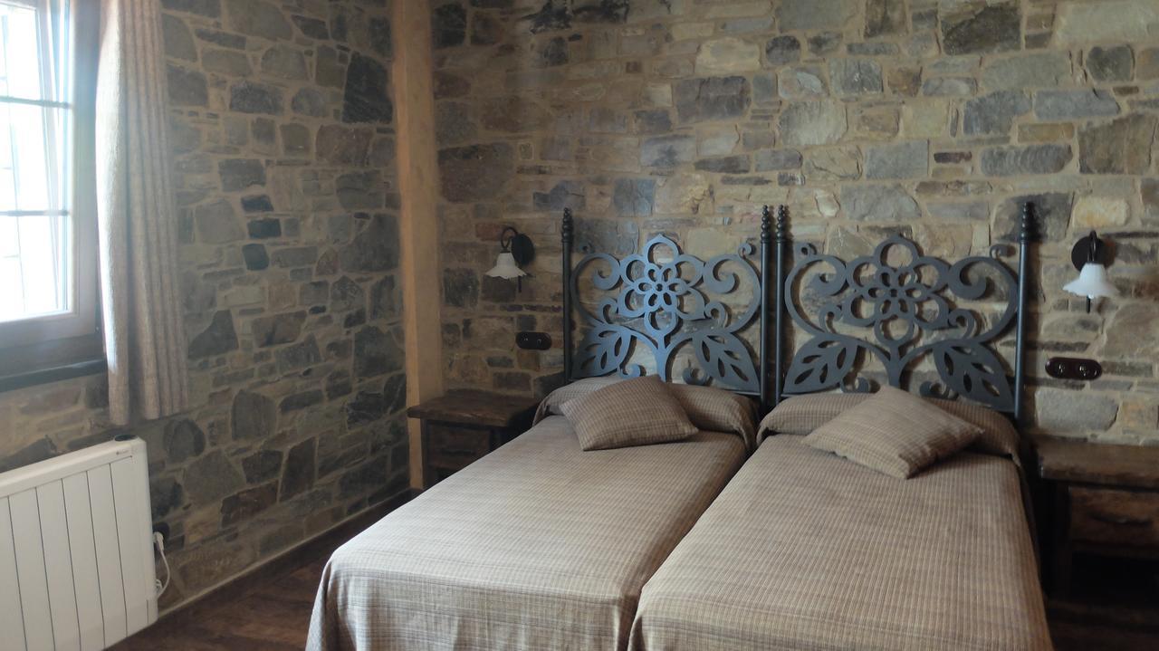 Hotel Rural La Casa Del Peregrino Эль-Асебо-де-Сан-Мигель Номер фото