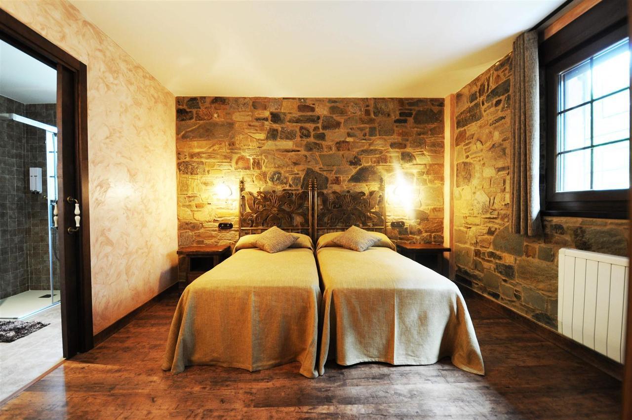 Hotel Rural La Casa Del Peregrino Эль-Асебо-де-Сан-Мигель Номер фото