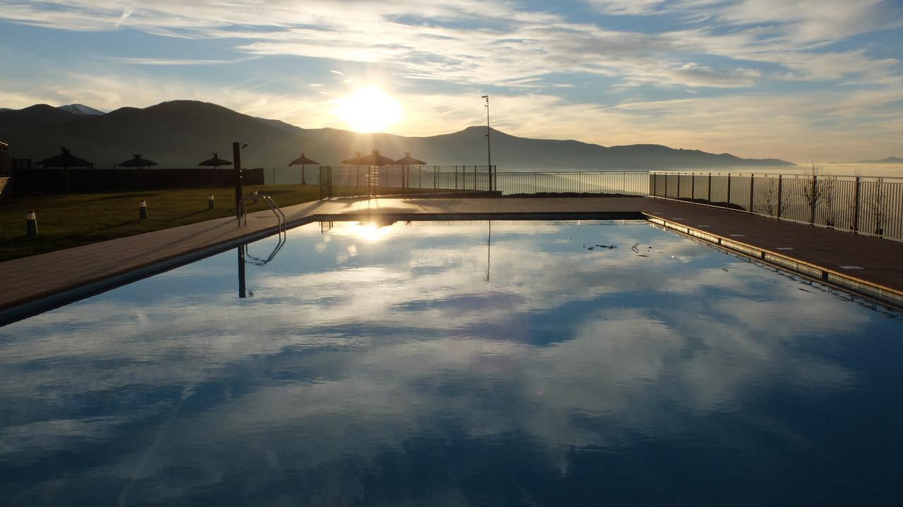 Hotel Rural La Casa Del Peregrino Эль-Асебо-де-Сан-Мигель Экстерьер фото